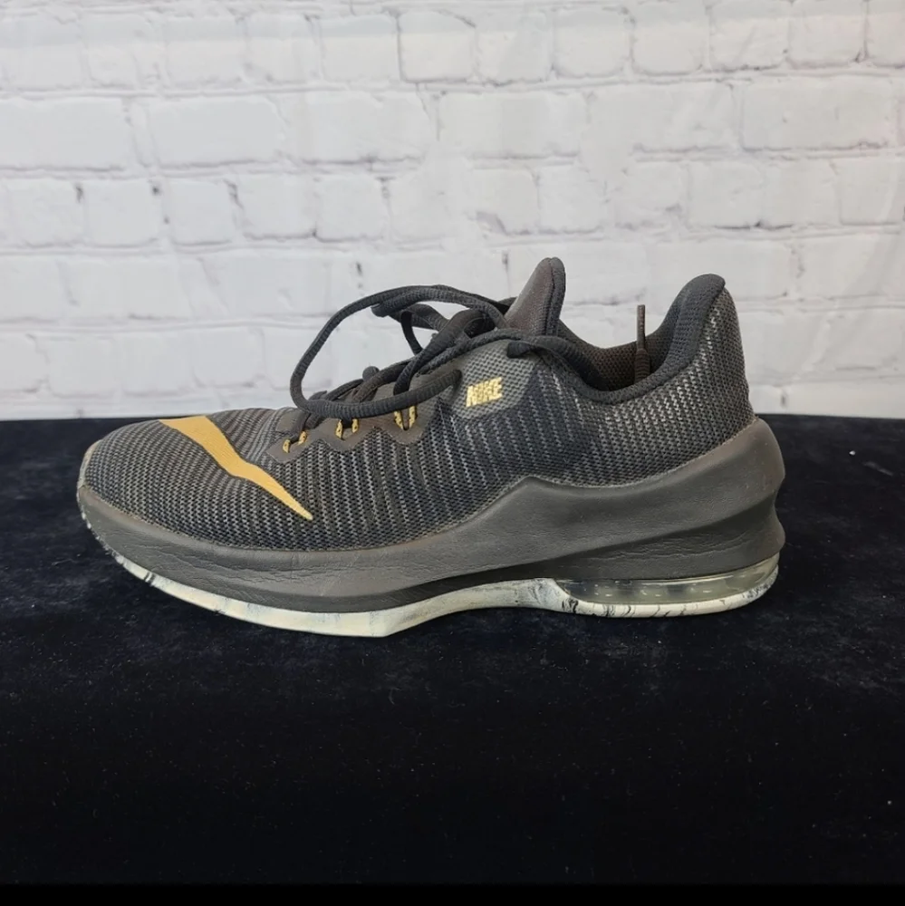 Nike Youth Air Max Infuriate 2 Black and G…